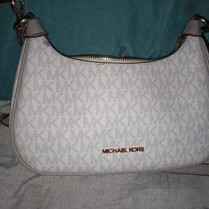 Michael Kor Crossbody bag